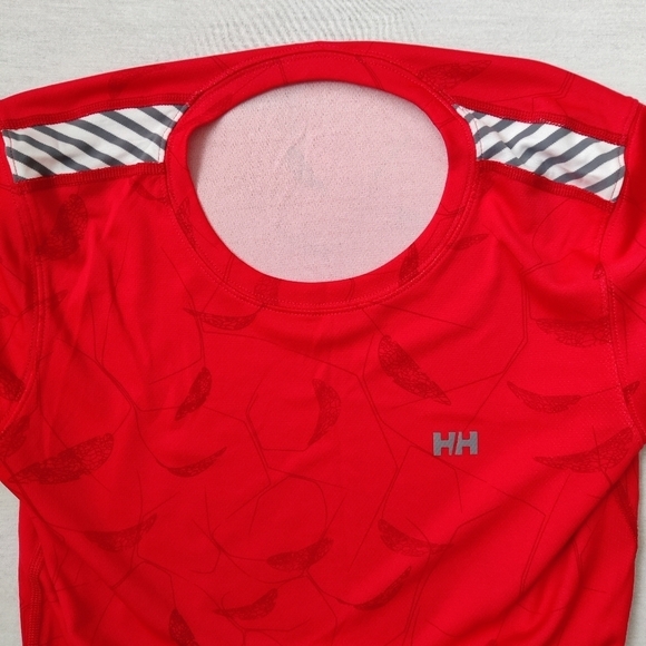 HELLY Hansen red t-shirt with leaf prints size Small - Picture 4 of 9